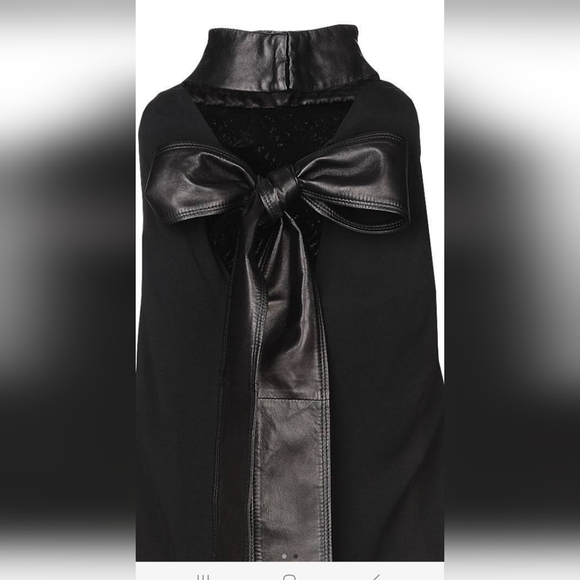 TOM FORD black top with leather bow - Picture 3 of 9